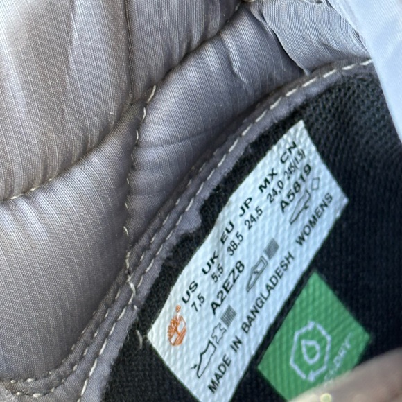 Timberland Waterproof Boots - Picture 6 of 6